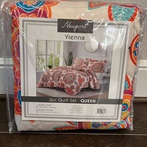 Newport Collection- 3 Pc Quilt set Queen Size NIB